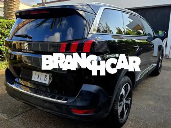 Peugeot 5008 excellent état 96000 km