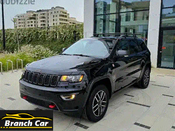 جيب جراند شيروكي ترايل هوك 2018 (4x4) -  سعر لا يُفوّت!  مسافة قليلة!