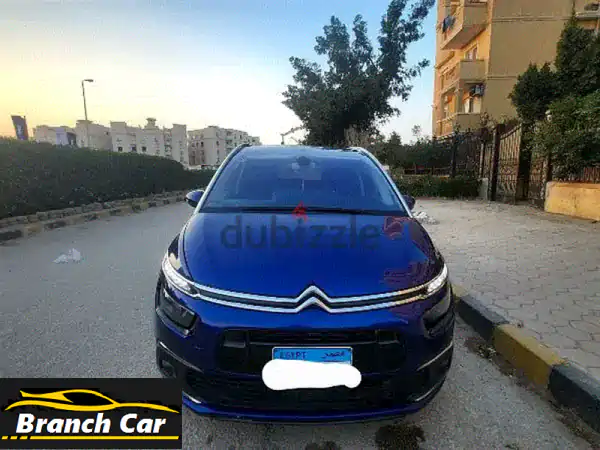 سيارة ستروين C4 غراند بيكاسو 2019 بحالة ممتازة - 7 مقاعد...