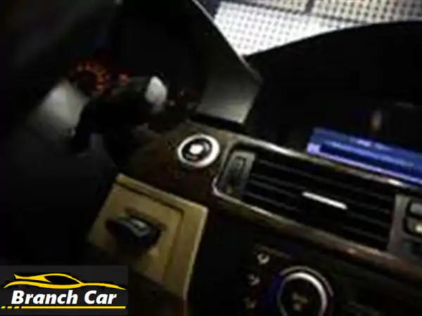 BMW 320i Luxury 2009 -  أنيقة، راقية، وعمرها ممتد! (عداد 350 ألف كم)