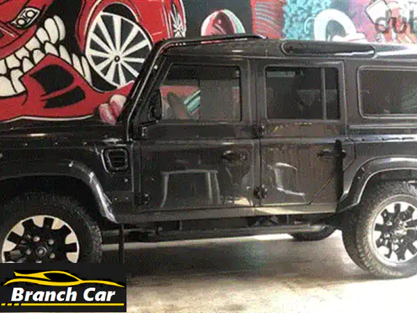 Land Rover Defender 2023