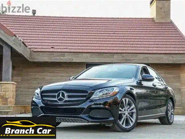 مرسيدس بنز C-Class 2019 (4MATIC) - كالجديدة! 62,000 ميل فقط - بدون حوادث