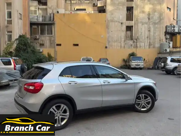 مرسيدس بنز GLA 250 4MATIC 2017 -  فخامة ألمانية بحالة...