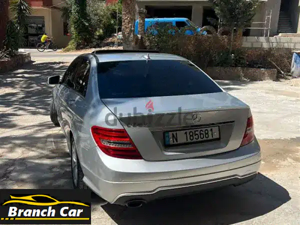 مرسيدس بنز C-Class 2012 - فخامة لا تُقاوَم بسعر مُذهل!