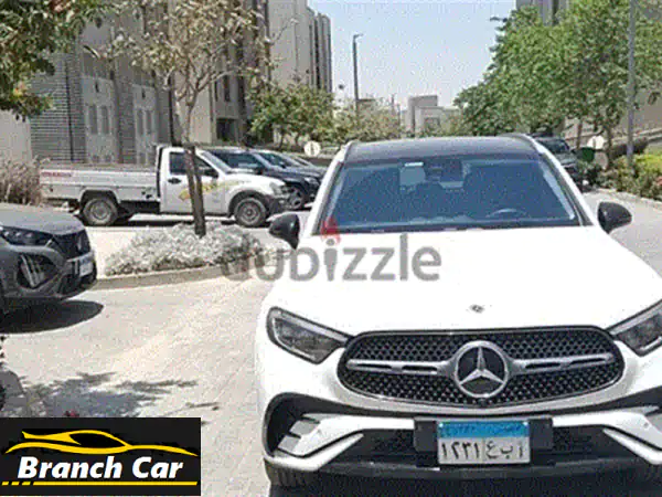 مرسيدس بنز GLC 2021 |  فخامة ألمانية بحالة ممتازة! (صيانة توكيل + إطارات جديدة)