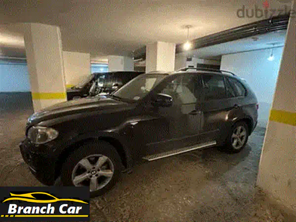 بي إم دبليو X5 2011 بحالة ممتازة - 130,000 كم فقط! (أسود)