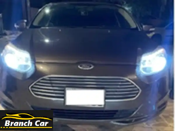 فورد فوكس 2015 بحالة ممتازة - بطارية 33KW، مدى 180كم! -...