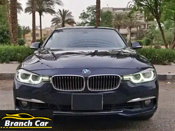 بي إم دبليو 320i 2018 (فئة لاكجري) - حالة ممتازة!  سعر...