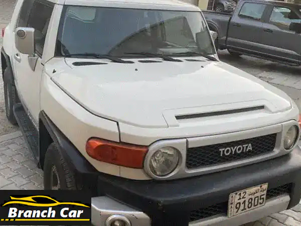 تويوتا FJ Cruiser 2008 بيضاء - بحالة ممتازة! فرصة لا تُفوّت
