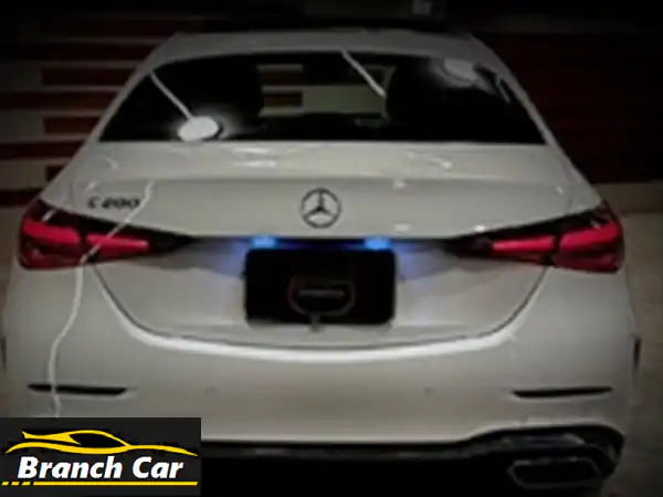 مرسيدس C200 AMG 2023 - فخامة لا تُقاوم | 11,000 كم فقط! | للبيع من المالك