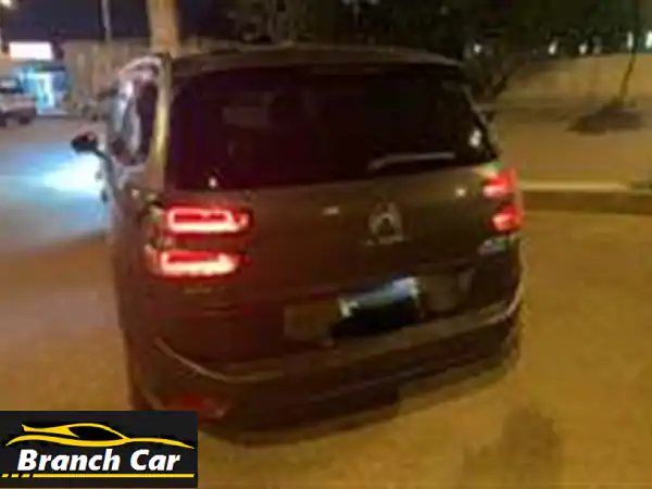 ستروين C4 جراند بيكاسو 2015 - عائلة واسعة، قيادة مريحة! (معاينة في مدينتي)
