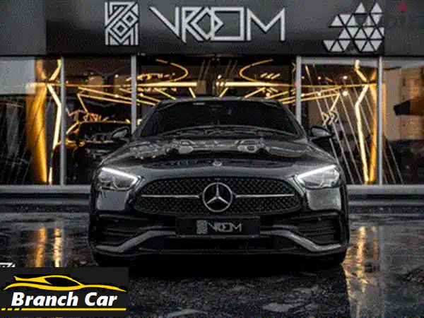 مرسيدس بنز C180 AMG 2023 جديدة كلياً - لون مميز! (11,000 كم فقط)