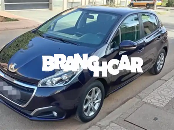 Peugeot 208 Diesel Manuelle 2019 à Oujda