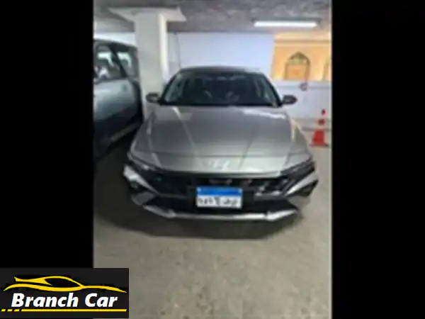 هيونداي إلنترا CN7 2023 - زيرو!  فرصة ذهبية في الشيخ زايد