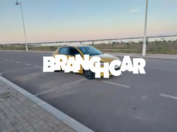 Peugeot 208 Diesel Manuelle 2022 à Nador