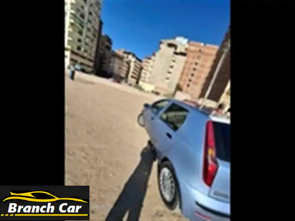 فيات بونتو 2012 بحالة ممتازة - فرصة لا تُفوّت! رخصة سنتين!