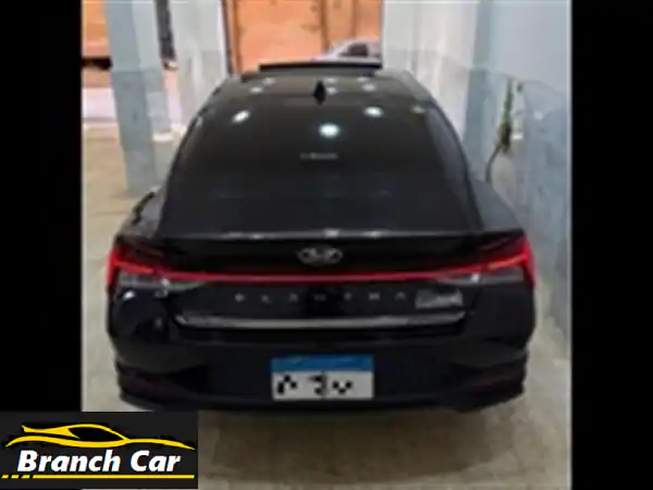 هيونداي إلنترا CN7 2022 - حالة نادرة! زيرو تقريباً، فرصة ذهبية!