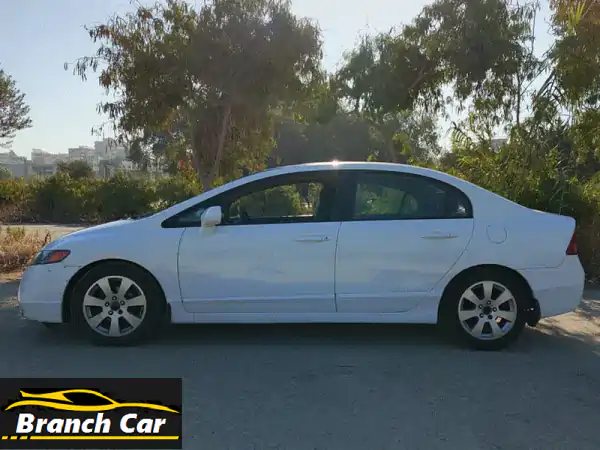هوندا سيفيك LX 2006 بيضاء - بحالة ممتازة! فرصة لا تُفوّت!
