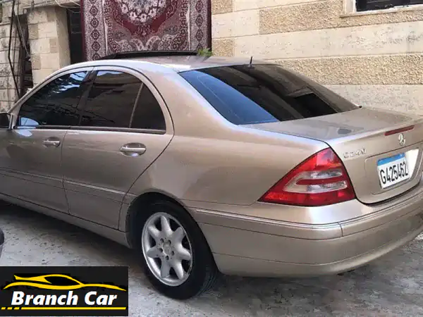 مرسيدس C240 موديل 2002 بحالة ممتازة - فرصة لا تُفوّت!