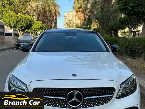 مرسيدس C200 AMG Night Package 2020 - كالجديدة!  40,000 كم فقط!