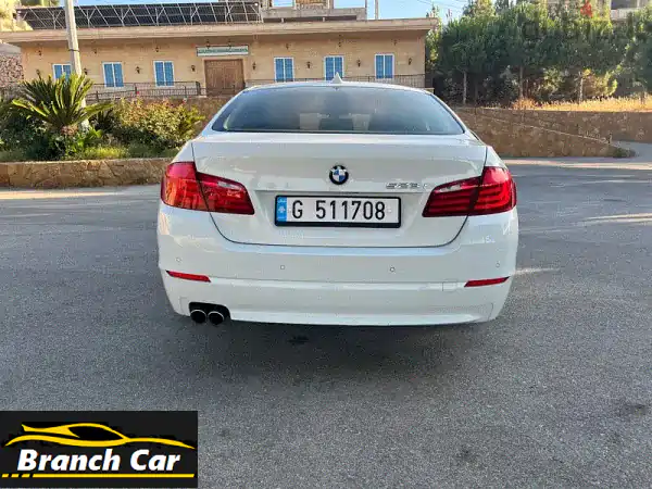 BMW 5 Series 2011 (523i) - بحالة ممتازة!  سعر مغرٍ! -  باقون، لبنان
