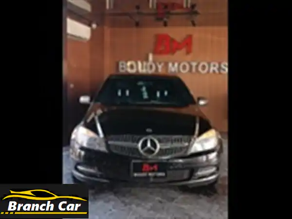 مرسيدس C300 2011 بحالة ممتازة - فرصة لا تُفوّت في...