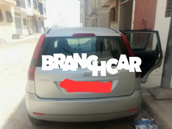 فورد فيستا 2009 بحالة ممتازة - سعر مغرٍ! (مُجددة،...