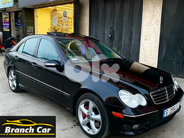 مرسيدس بنز C230 2005 - سيارة أنيقة وعملية بسعر لا يُفوّت!