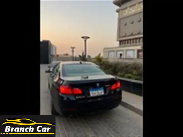 بي إم دبليو 520i 2016 - فابريكة بالكامل! (82,000 كم فقط) -...