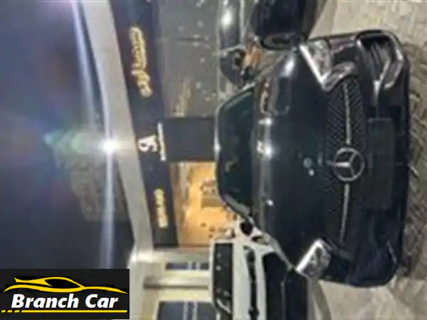 مرسيدس C-Class 2024 (عداد 12,000 كم فقط!) - فرصة ذهبية...