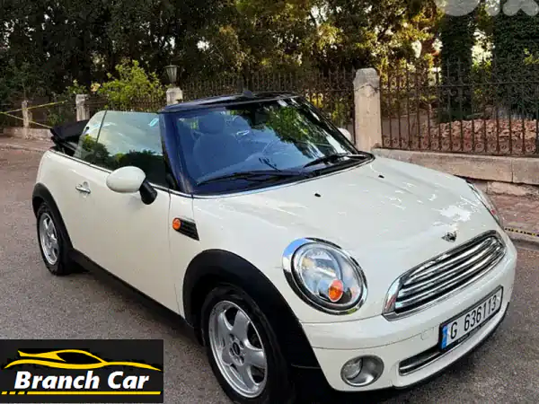 Mini Cooper Cabrio 2009 بيضاء - بحالة ممتازة! (قابل للتفاوض)