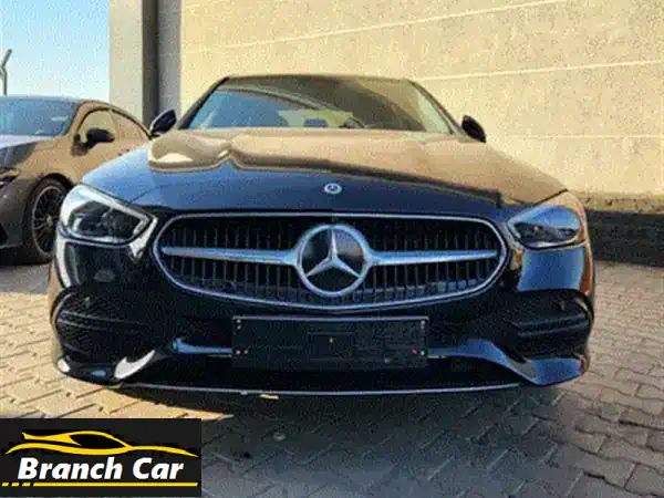 مرسيدس بنز C180 AMG 2024 -  الرفاهية والأداء في سيارة واحدة! (عداد 10,000 كم فقط)