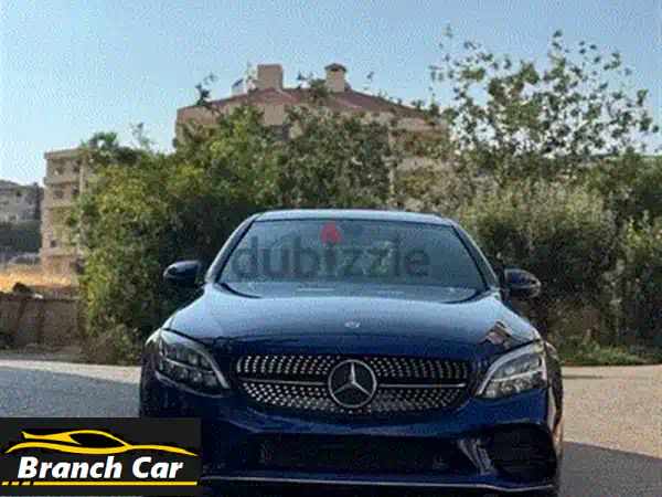 مرسيدس بنز C300 AMG 2019 - بحالة ممتازة!  سعر لا يُفوّت!