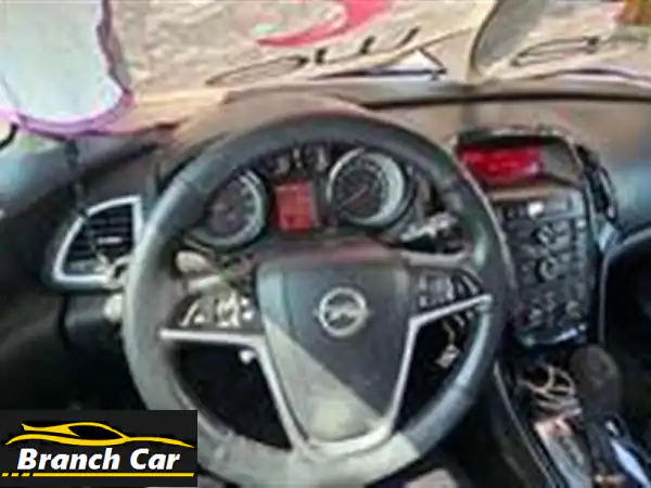 أوبل استرا كوزمو 2015 بحالة ممتازة! فرصة لا تُفوّت