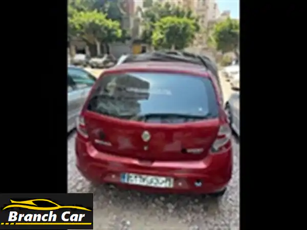 رينو سانديرو 2014 بحالة ممتازة (فرصة)!
