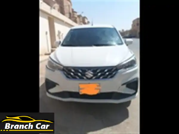 سوزوكي ارتيجا 2023: رحلة عائلية مريحة وآمنة!