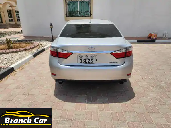 لكزس ES 350 2014 -  فرصة ذهبية! سيارة بحالة ممتازة!