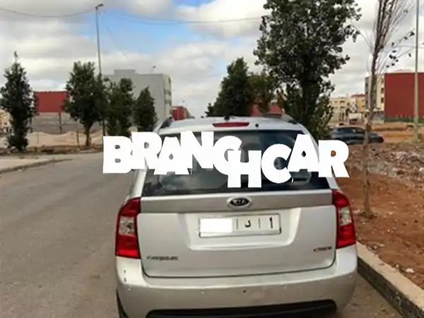 Kia Carens ديزل يدوي 2009 - حالة ممتازة - سطات بسعر مغرٍ!