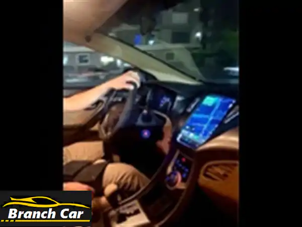 هيونداي إلنترا 2012 - بحالة ممتازة! (فابريكا، شاشة Tesla، مثبت سرعة)