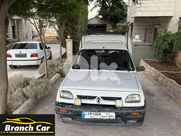 رينو رابيد 1995 بحالة ممتازة - فرصة لا تُفوّت!