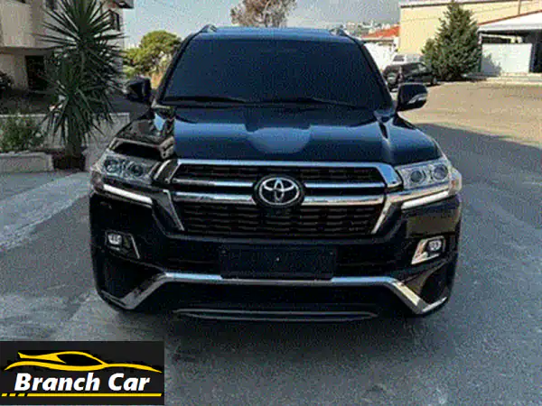 تويوتا لاند كروزر VX-S 2016 بحالة ممتازة! (41,000 كم فقط!)