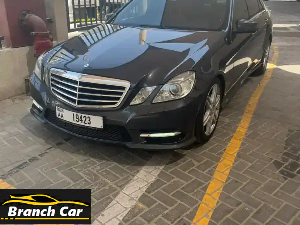 مرسيدس E300 أفانجارد 2013 بحالة ممتازة - قيادة أنثوية!