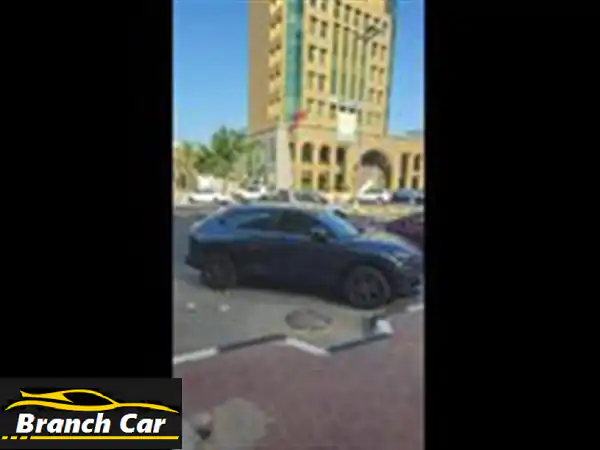 هوندا HRV /2023 بحالة الوكالة عداد اقل من ١٩ الف فول اوبشن بانوراما كراسي جلد كاميرا شاشة سينسور علي