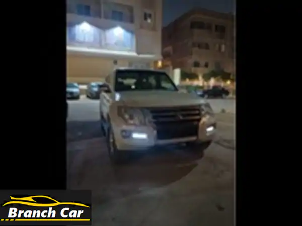 ميتسوبيشي باجيرو 209 - فابريكا بالكامل! من المالك مباشرة - فرصة ذهبية!