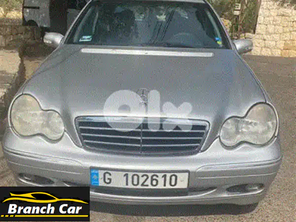مرسيدس بنز C-Class 2007 بحالة ممتازة -  قوة V6 وعمر طويل!