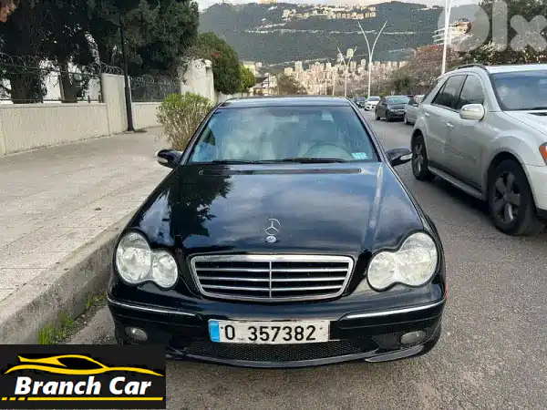 مرسيدس بنز C-Class 2007 بحالة ممتازة -  قوة V6 وعمر طويل!