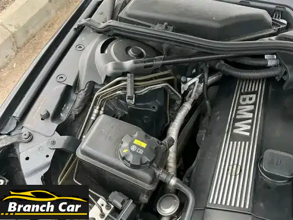 BMW E60 2005 (أسود) - فرصة ذهبية! بحاجة إلى تجديد...