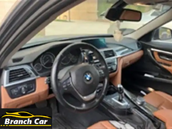 بي إم دبليو 320i 2018 بحالة ممتازة - فرصة لا تُفوّت!