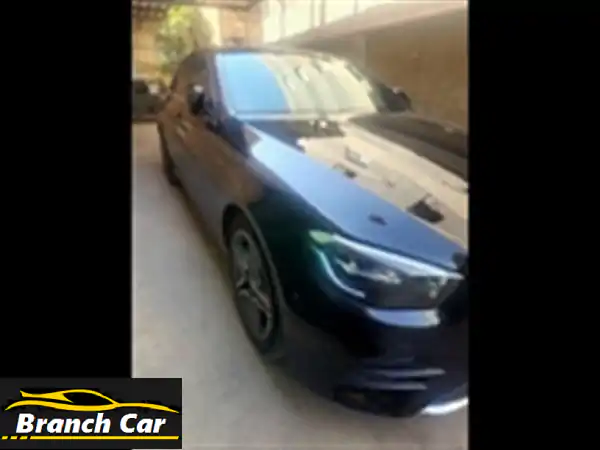فرصة نادرة! مرسيدس E300 هجينة 2022 بحالة ممتازة - ضمان...