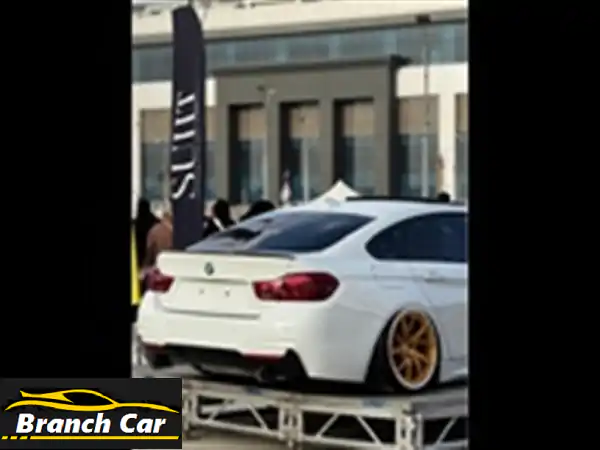 بي إم دبليو 418i M Sport 2016 -  أبيض/أحمر - حالة ممتازة - فرصة لا تُفوّت!